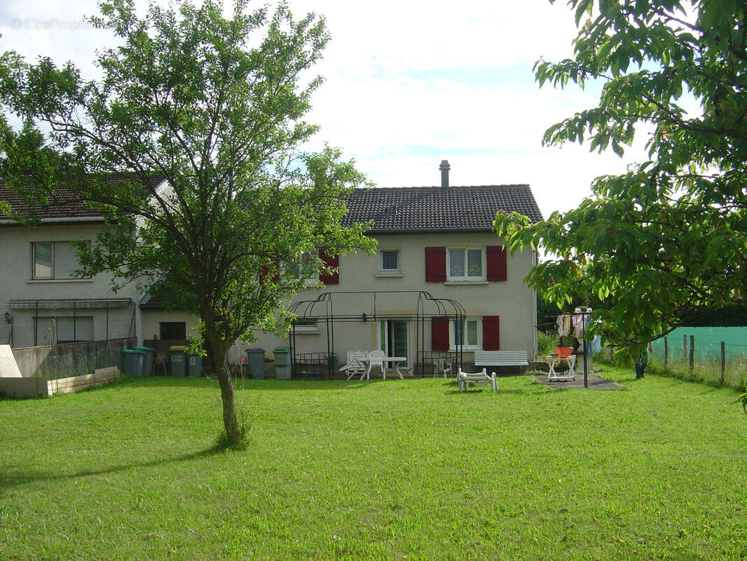 Maison à CHAMPENOUX