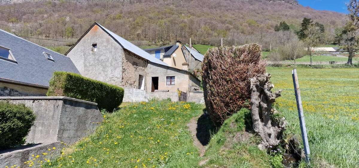 Maison à GEDRE