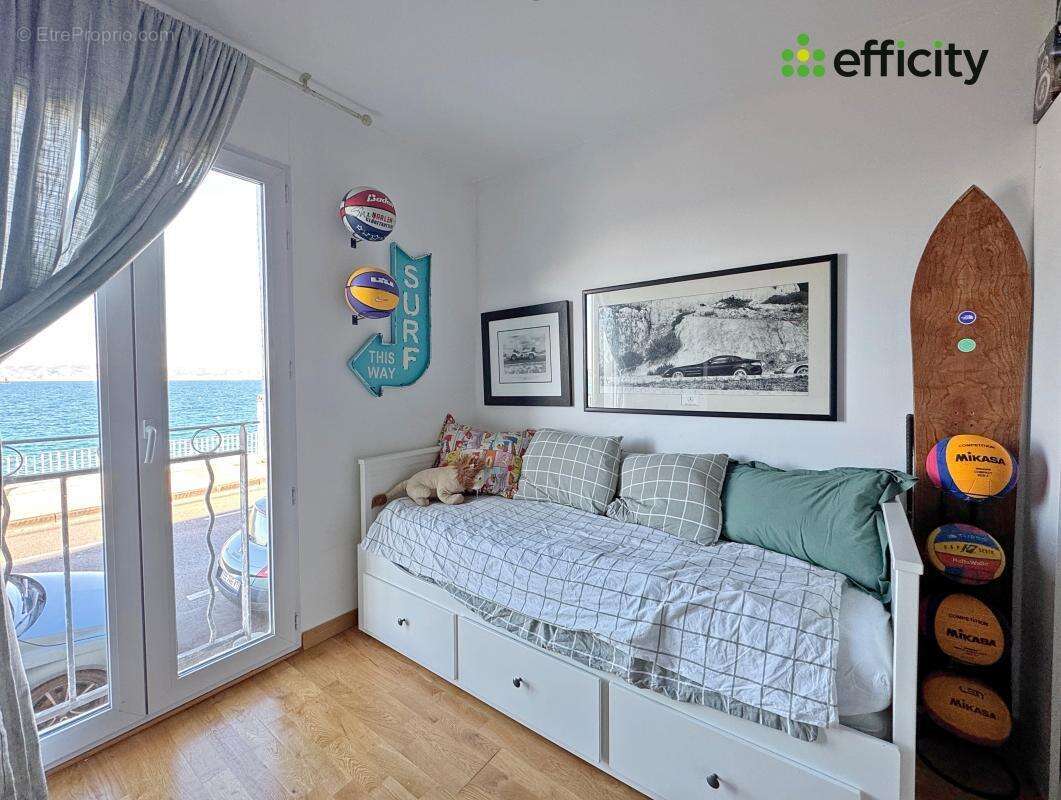 Appartement à MARSEILLE-7E