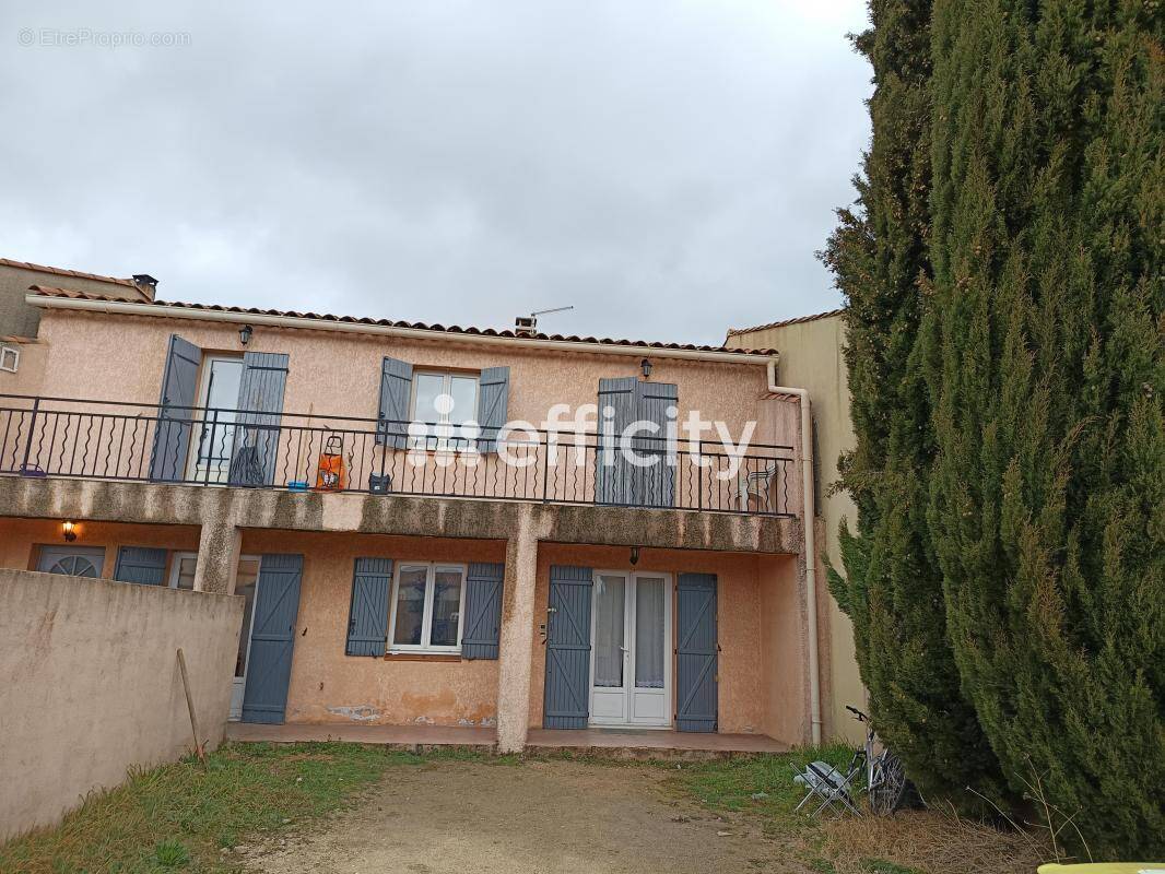 Appartement à SAINT-MAXIMIN-LA-SAINTE-BAUME