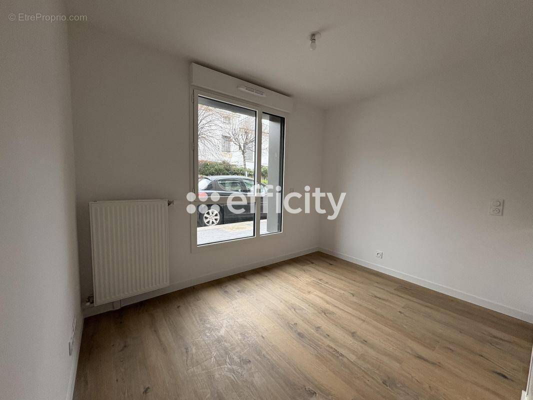 Appartement à ENGHIEN-LES-BAINS