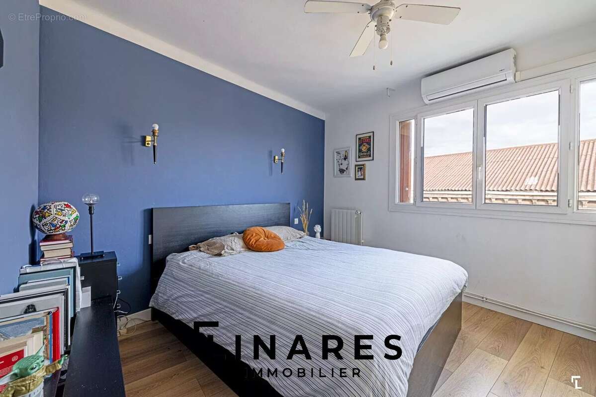 Appartement à MARSEILLE-7E