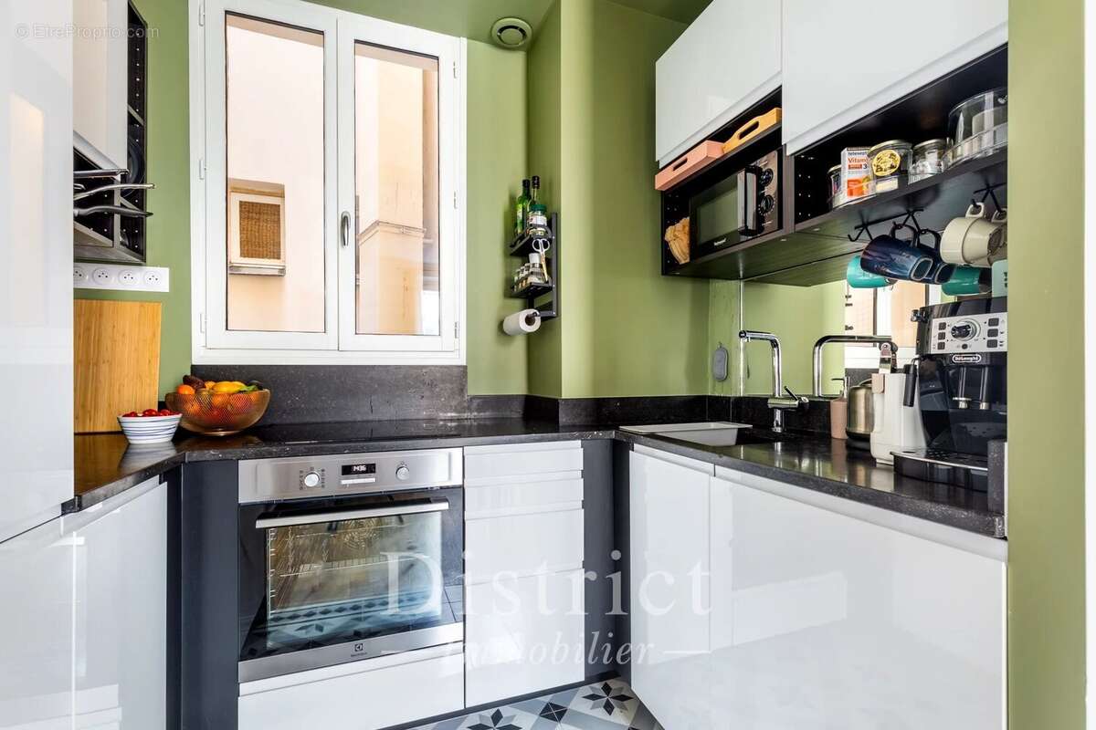 Appartement à PARIS-8E