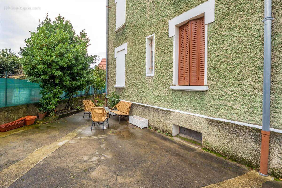 Appartement à AIX-LES-BAINS