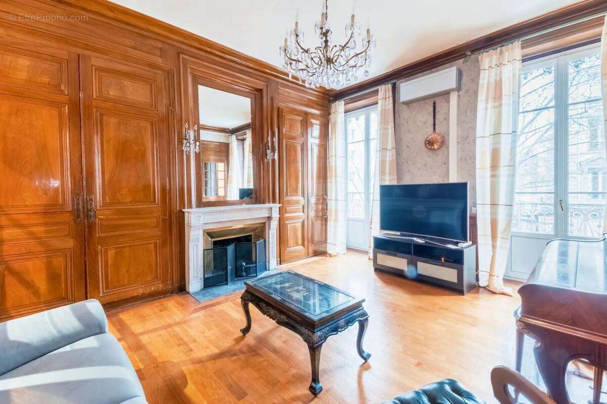 Appartement à LYON-3E