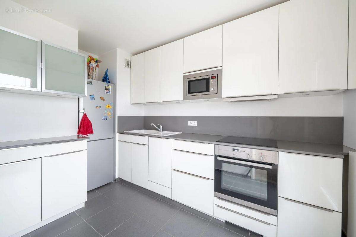 Appartement à IVRY-SUR-SEINE