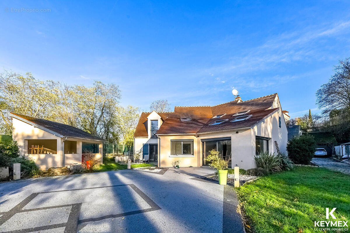 Maison à MERIEL