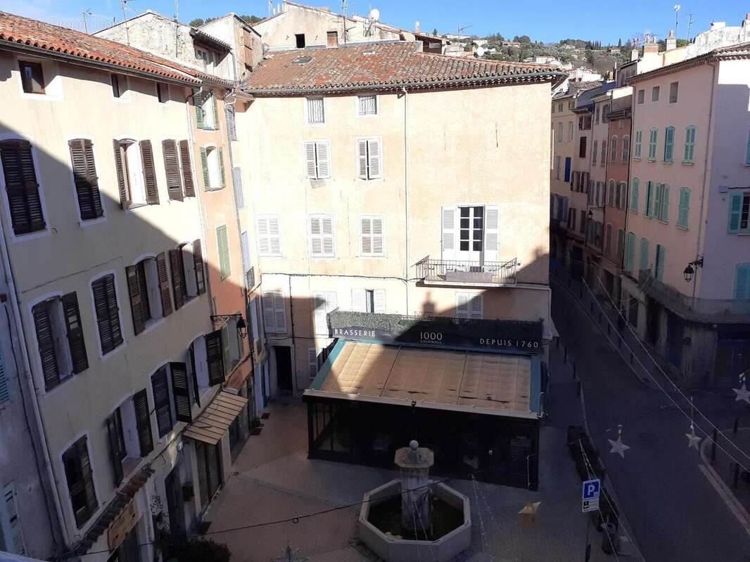   - Appartement à DRAGUIGNAN