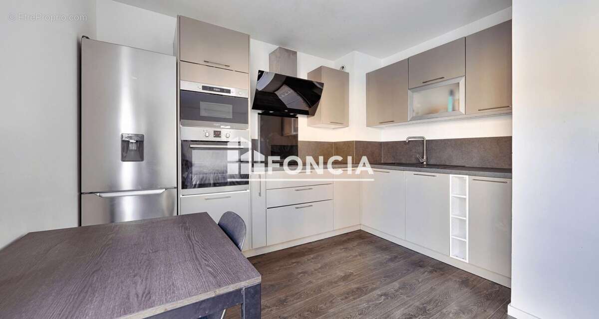 Appartement à BOURG-LA-REINE