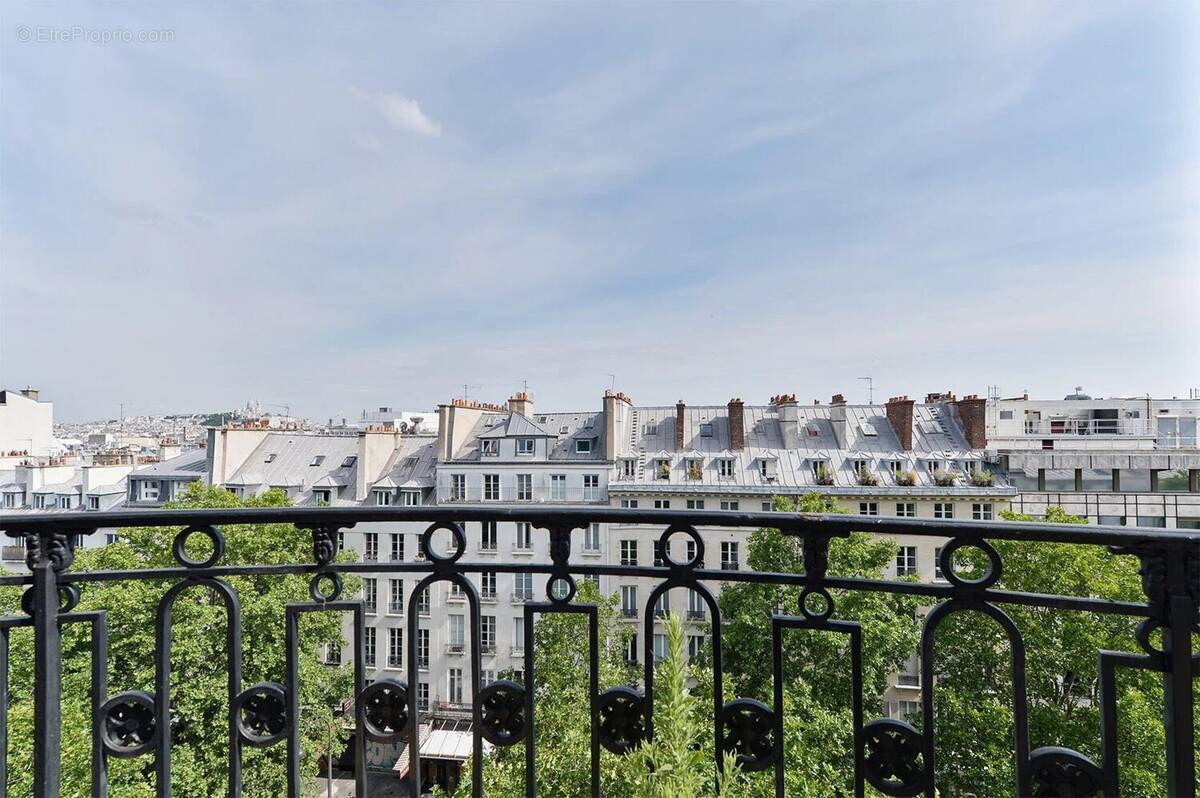 Appartement à PARIS-3E