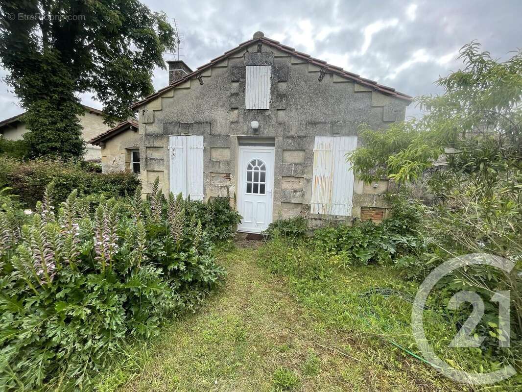 Maison à SAINT-ANTOINE-SUR-L&#039;ISLE