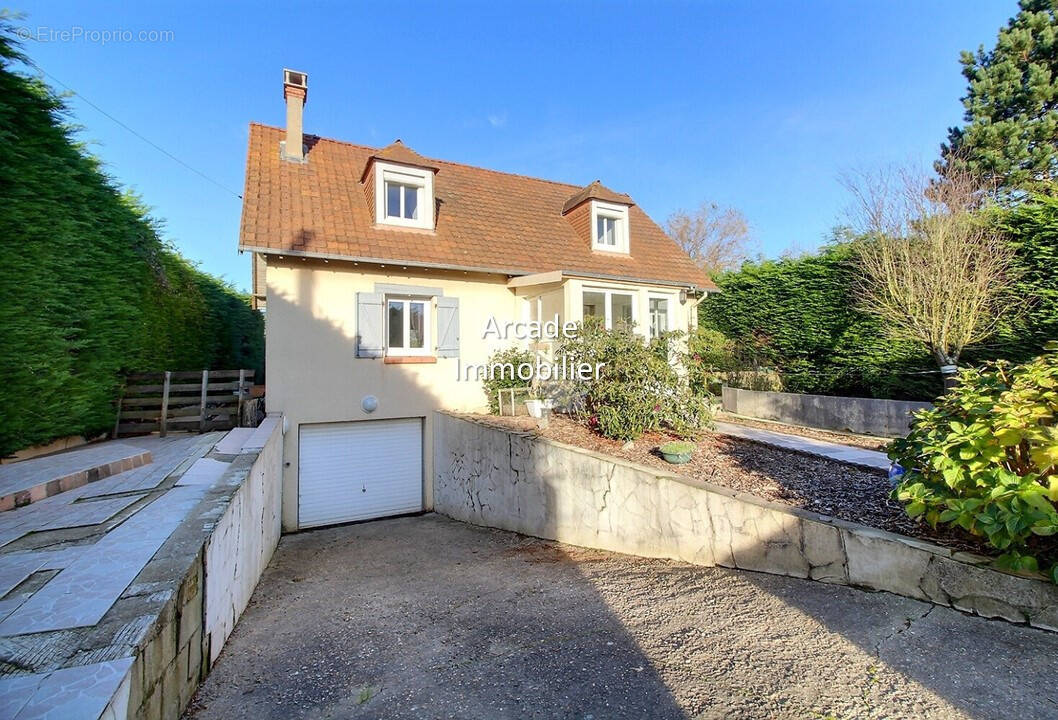 Maison à OCTEVILLE-SUR-MER