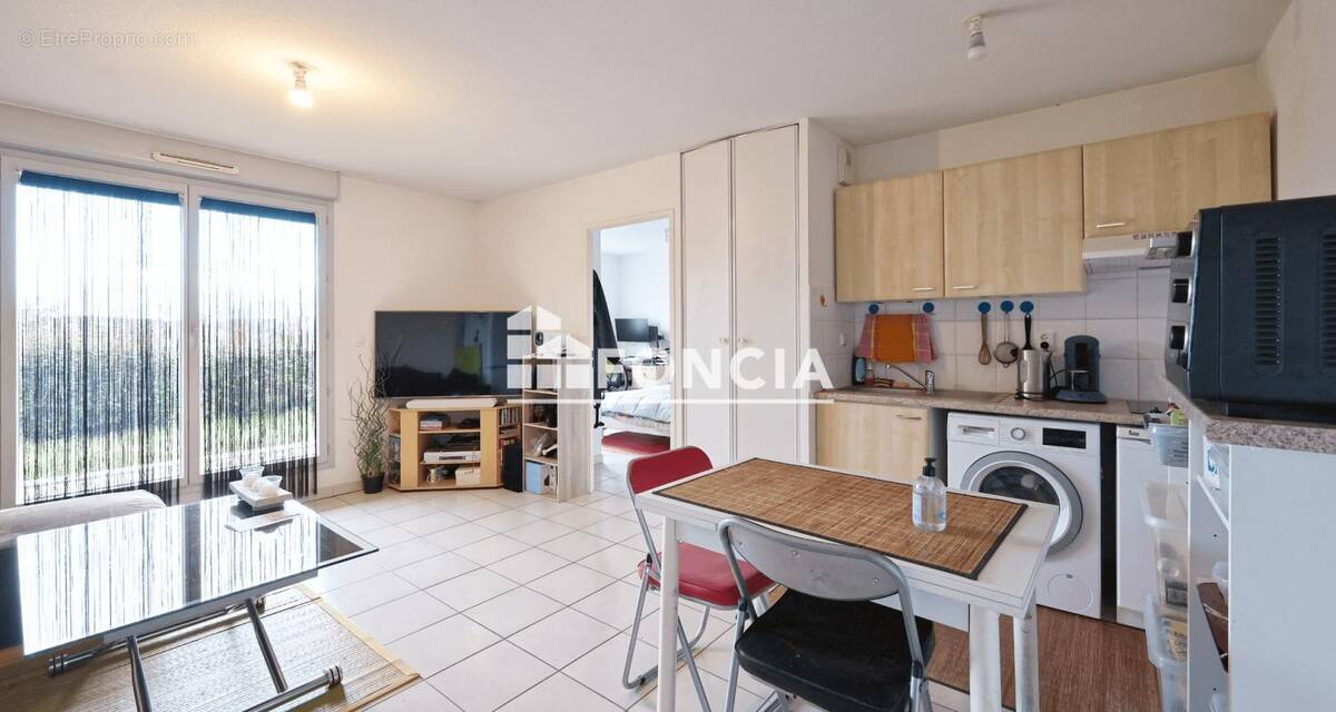 Appartement à L&#039;ISLE-D&#039;ABEAU