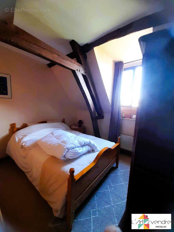 Chambre - Maison à COUDUN