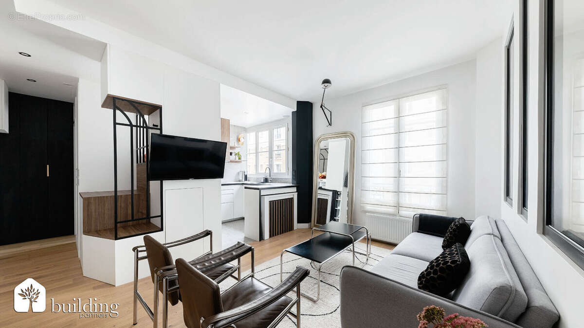 Appartement à COURBEVOIE