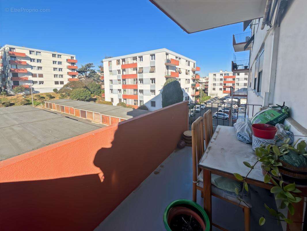 Appartement à BEZIERS