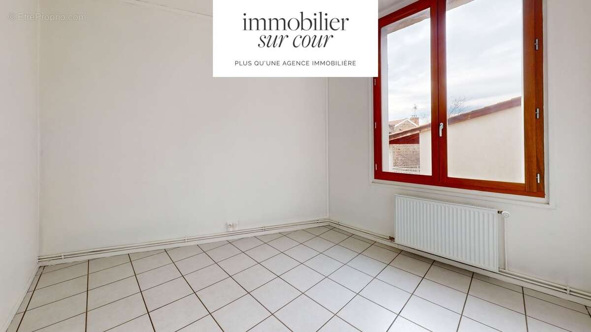 Appartement à SAINT-ETIENNE