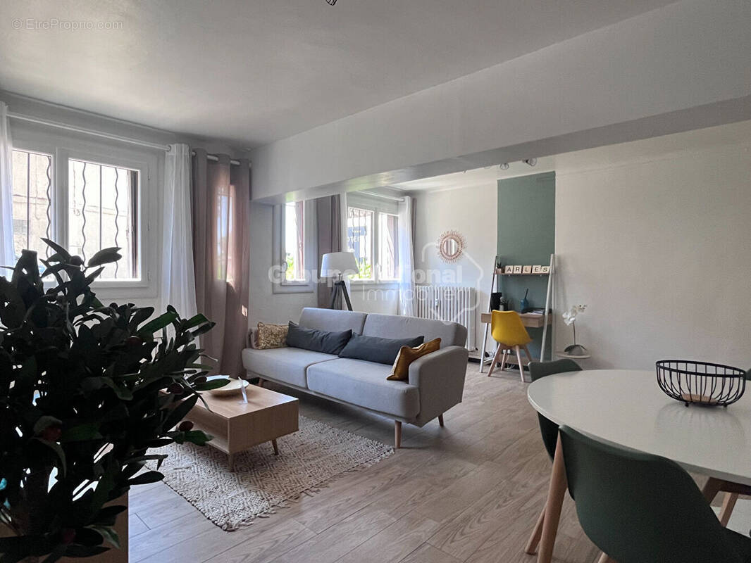 Appartement à ARLES