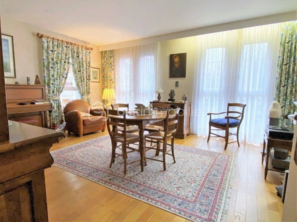 Appartement à VILLEJUIF