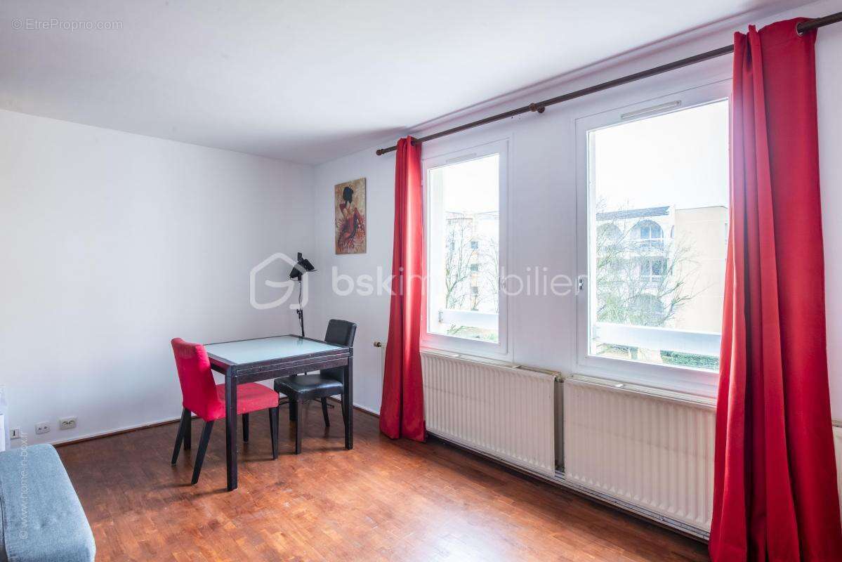 Appartement à TORCY