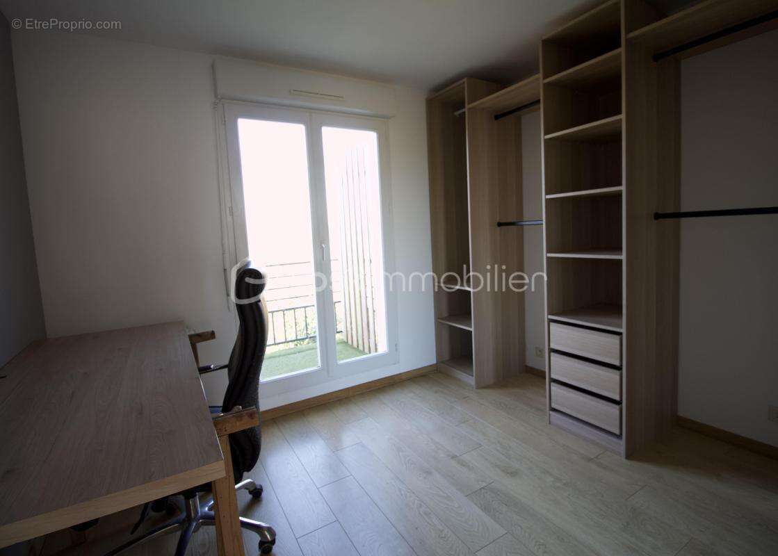 Appartement à LEUDEVILLE