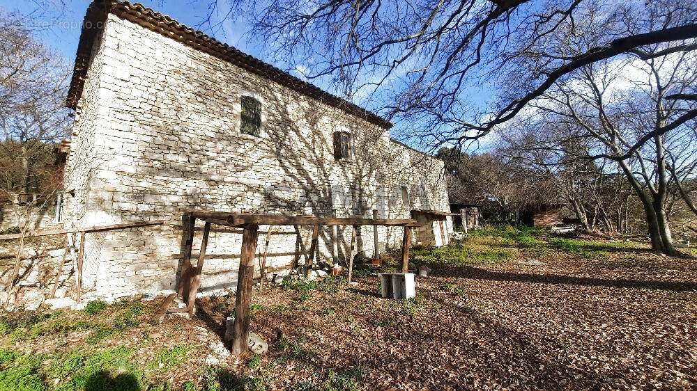 Maison à QUISSAC