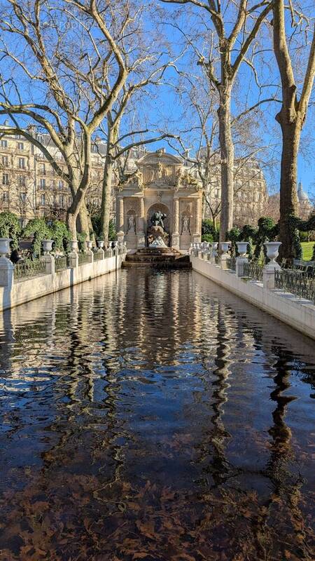 Autre à PARIS-6E