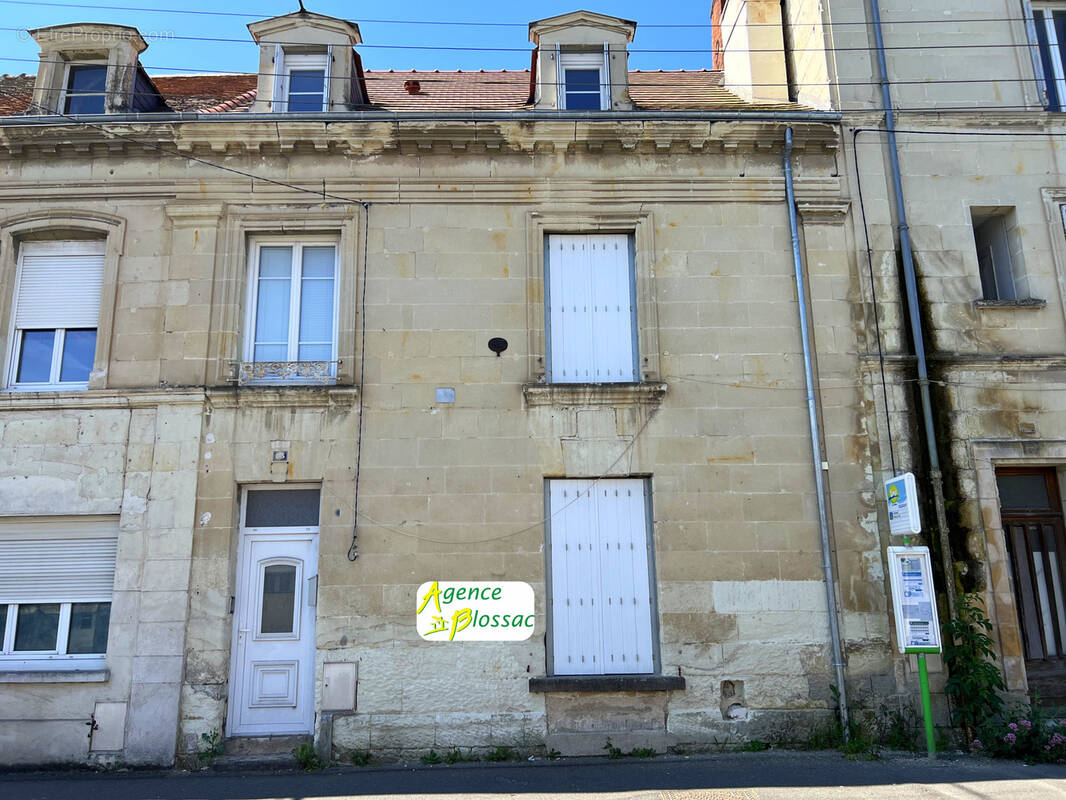 Maison à CHATELLERAULT