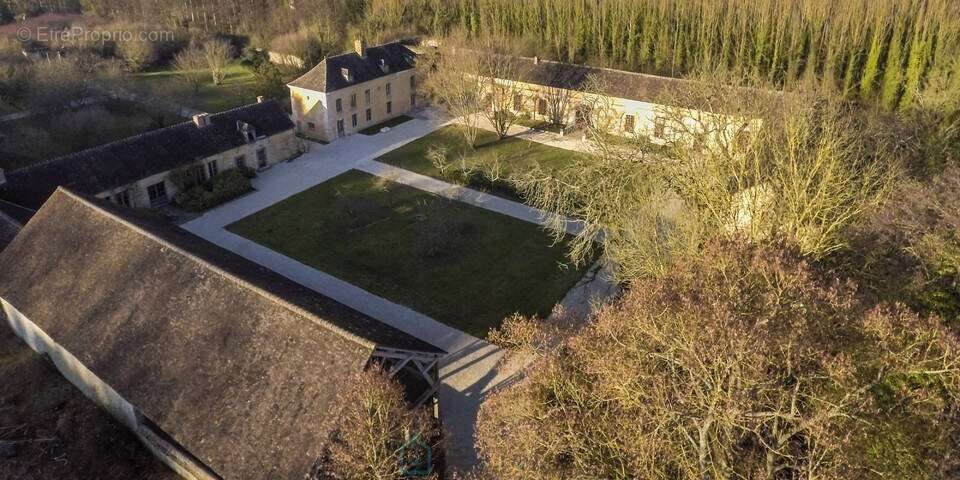 Maison à FONTAINEBLEAU