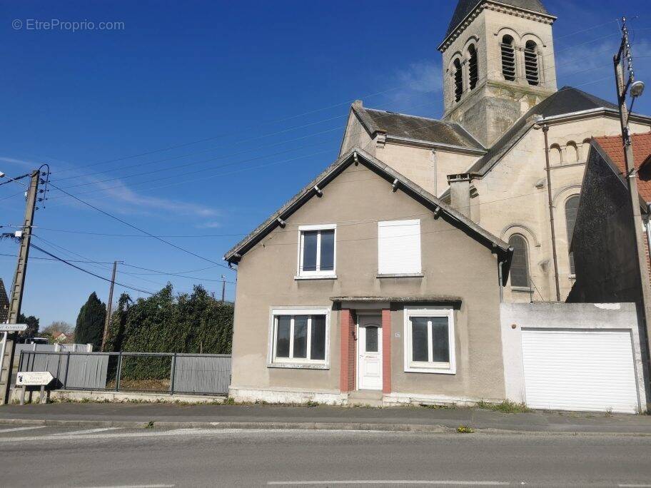 Maison à FOLEMBRAY