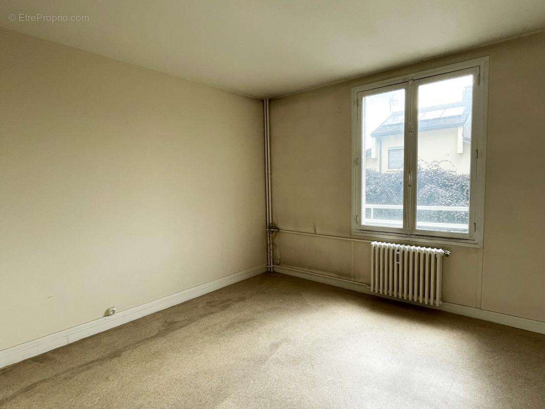 Appartement à CHAMPIGNY-SUR-MARNE