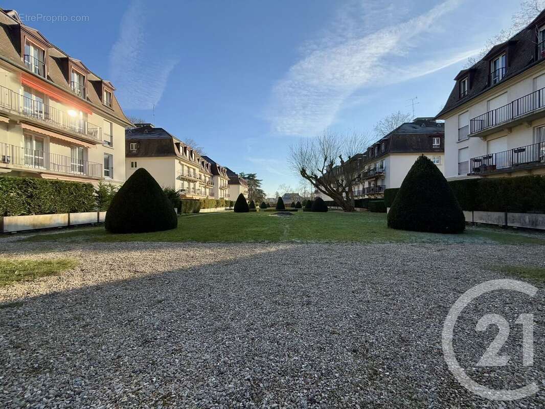 Appartement à FONTAINEBLEAU