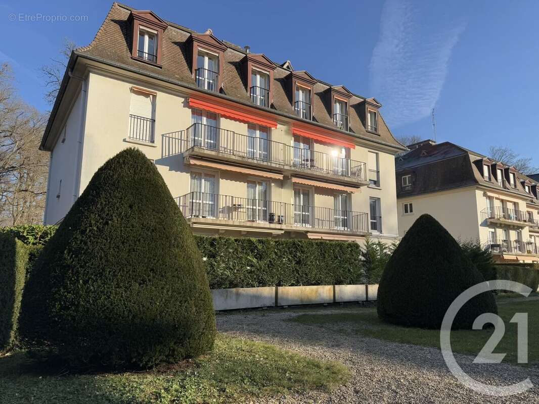 Appartement à FONTAINEBLEAU