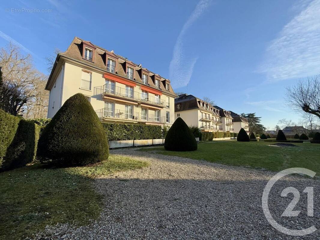 Appartement à FONTAINEBLEAU