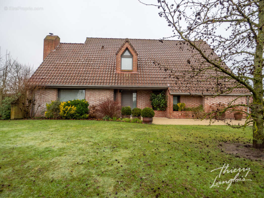 Maison à GENECH