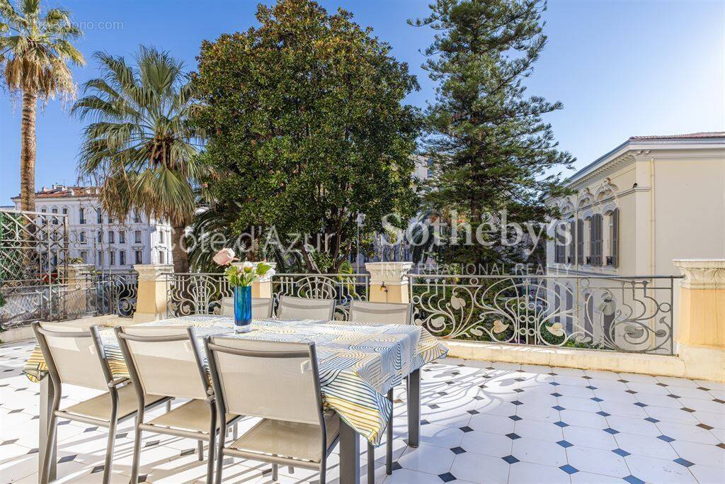 Appartement à NICE