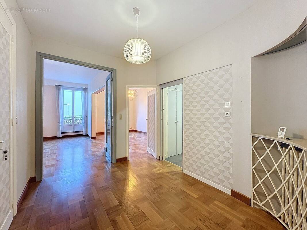 Appartement à BEZIERS