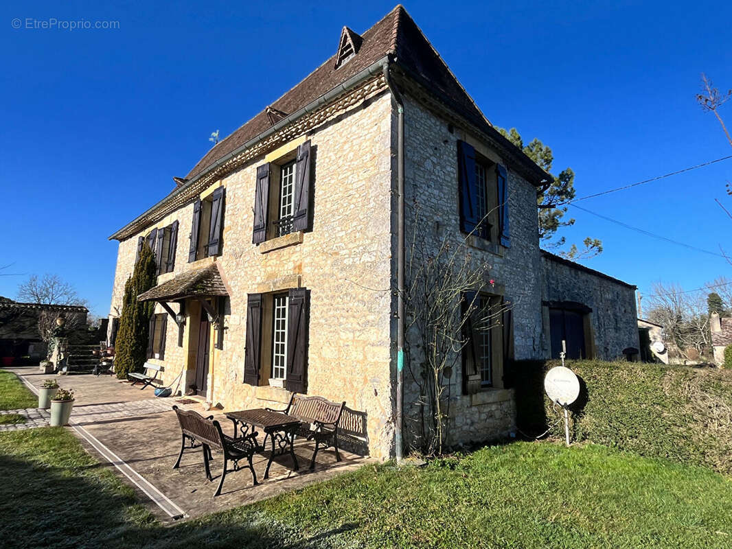 Maison à MONPAZIER