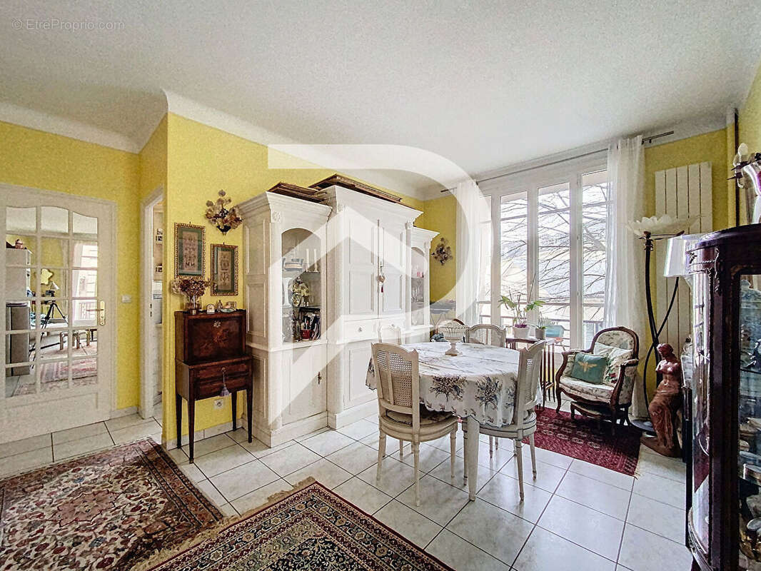 Appartement à SAINT-GERMAIN-EN-LAYE