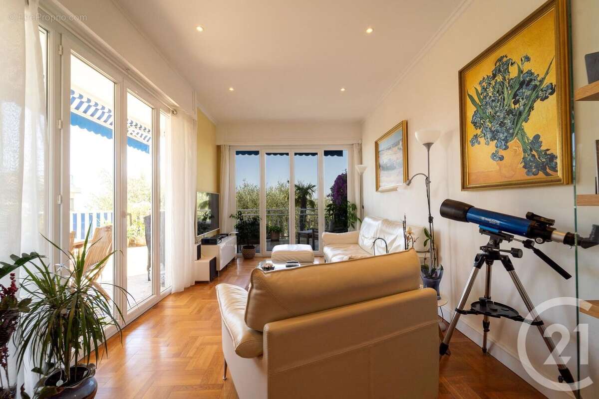 Appartement à NICE