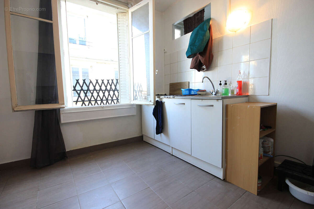 Appartement à AUBERVILLIERS