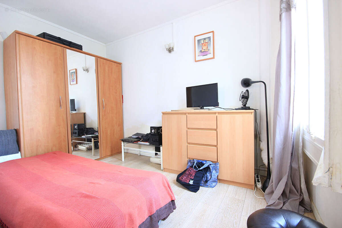 Appartement à AUBERVILLIERS