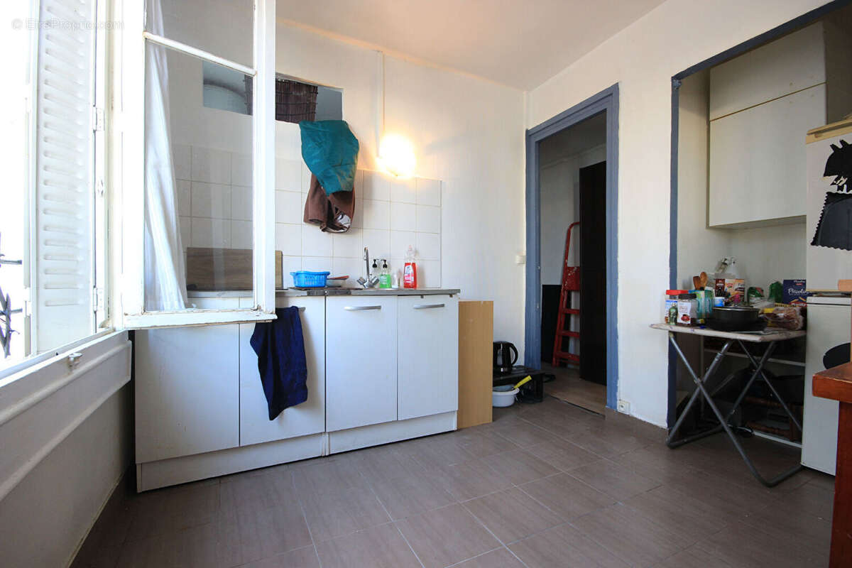 Appartement à AUBERVILLIERS