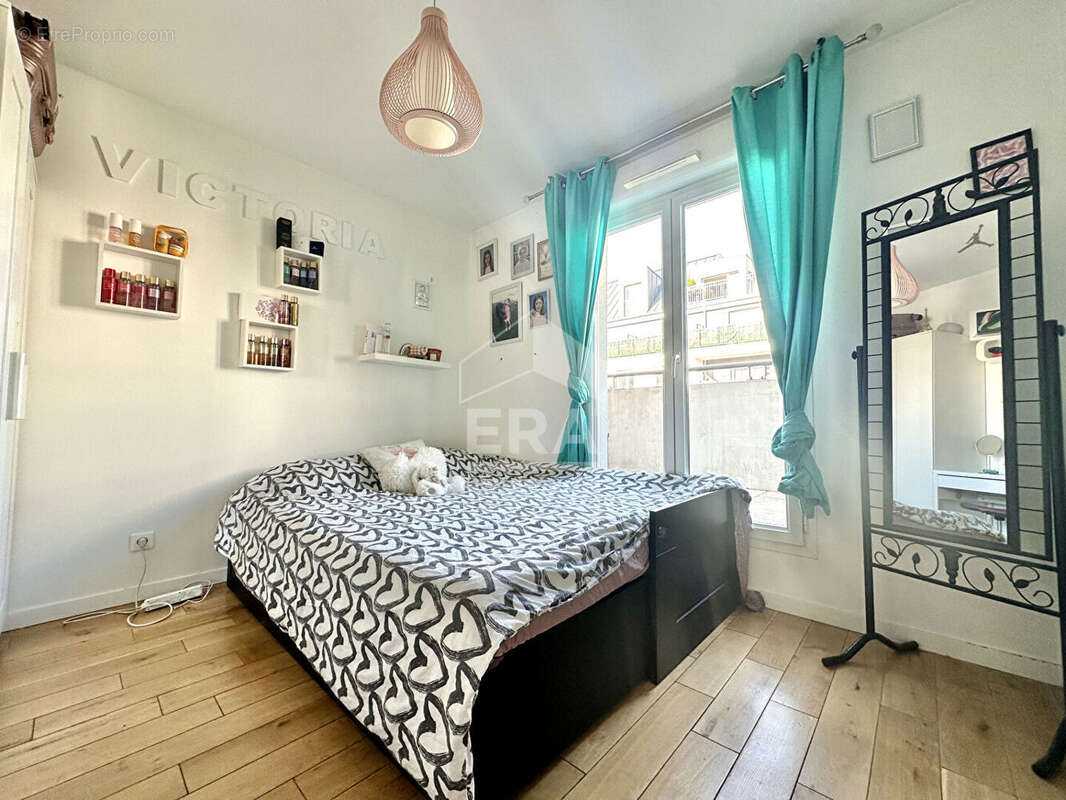 Appartement à SARTROUVILLE