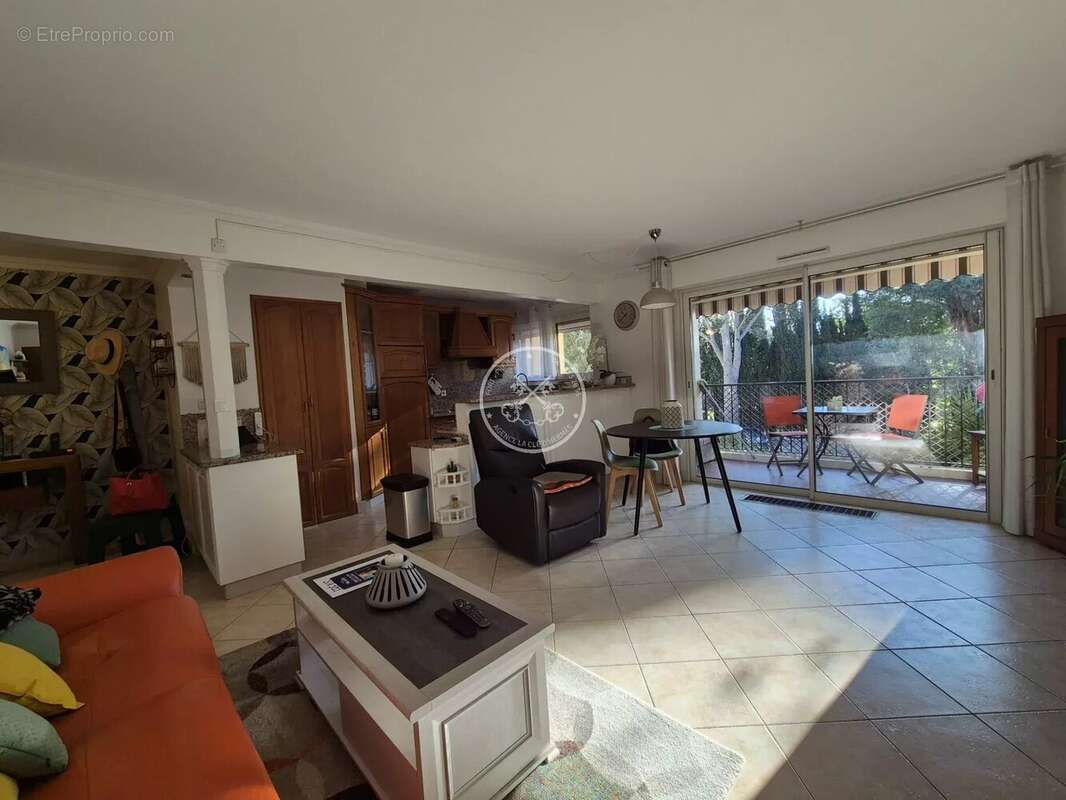 Appartement à FREJUS