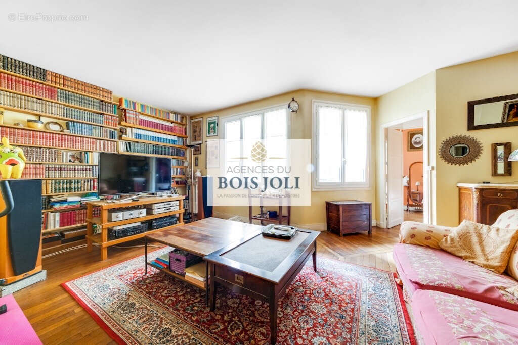 Appartement à ISSY-LES-MOULINEAUX