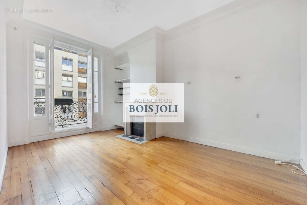 Appartement à ISSY-LES-MOULINEAUX