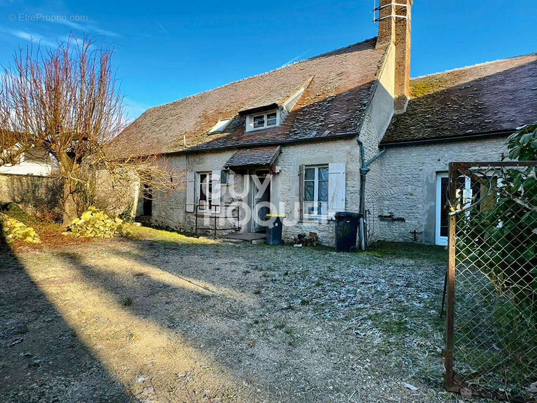 Maison à JOUY-EN-PITHIVERAIS