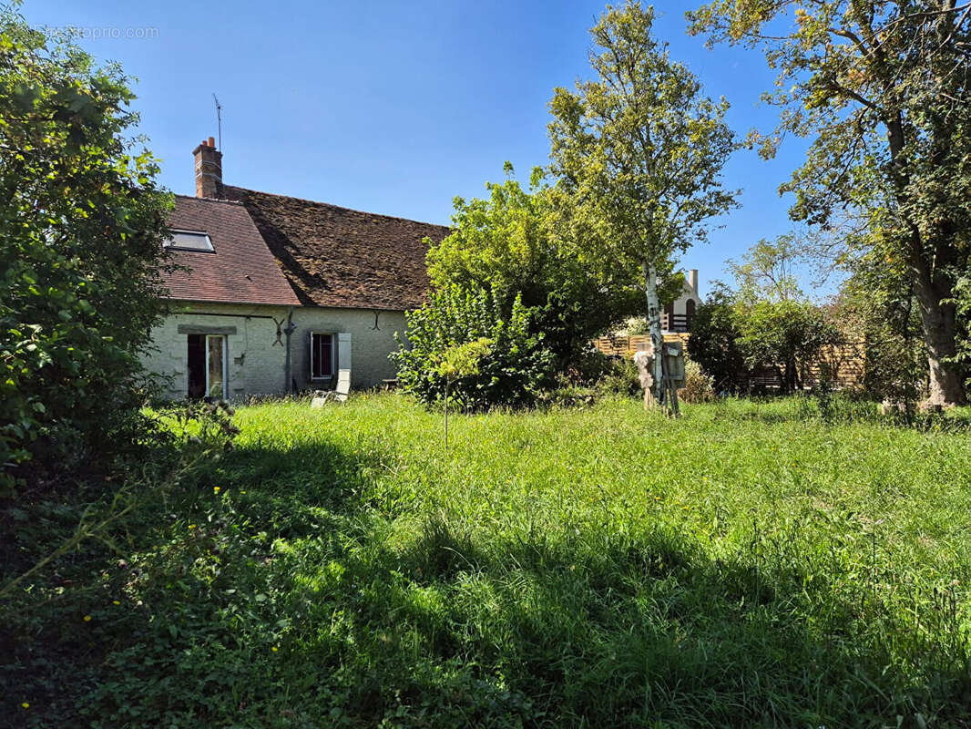 Maison à JOUY-EN-PITHIVERAIS