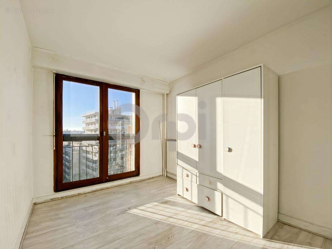 Appartement à PARIS-20E